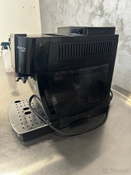DeLonghi Magnifica Start ECAM 220.22 - 4