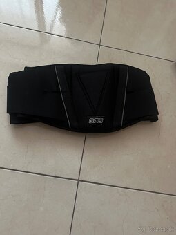 Nolan Prilba, bunda, topanky, navkeky, - 4