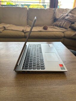 Lenovo IdeaPad 330S - 4