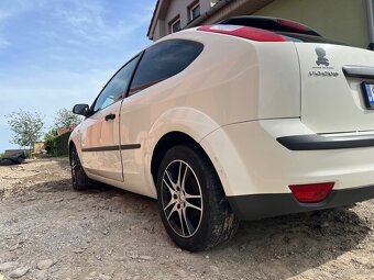Ford Focus - 4