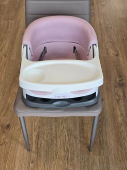 INGENUITY Podsedák na stoličku 2v1 Baby Base™ Peony 6m+ do 2 - 4