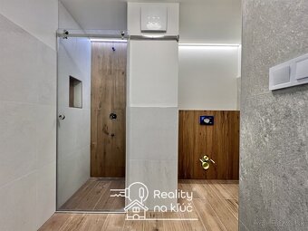 Na prenájom moderný, zrekonštruovaný 2-izbový byt s balkónom - 4