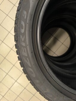 Pirelli Sottozero 3 245/45 R18 100V Run Flat - 4