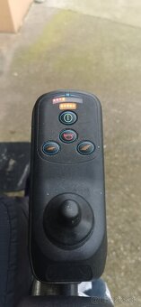 Elektrický invalidný vozík - 4