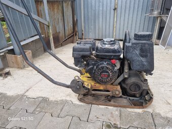 Vibračná doska Bomag BVP 10/36 - 4
