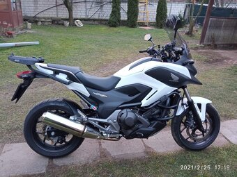 Honda NC750X DCT 2015 - 4