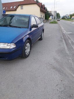 Predam škoda octavia 1.6 benzín 55kw - 4