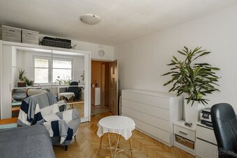 2 izbový byt na sídlisku Klokočina - 4