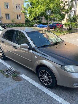 Chevrolet Lacetti - 4