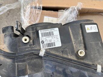 Svetlo BMW x3 f25 - 4