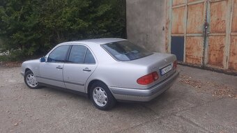 Predám mercedes e230 - 4