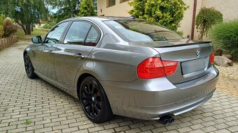BMW Rad 3 325i 160Kw mod. E90 LCi Facelift R.V. 10/2011 M6 - 4