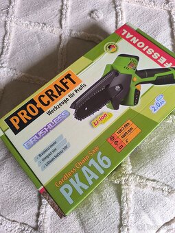 Aku pílka na konáre - 4