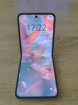 Samsung galaxy z flip6 - 4