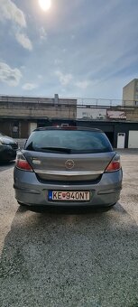 Opel astra H - 4