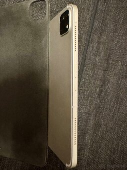 iPad Pro 11-inch (2nd generation) Wi-Fi + Cellular // KIT - 4