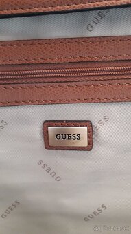 Predám - kabelka GUESS - 4
