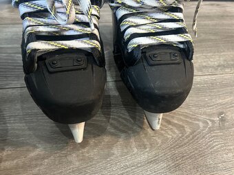Korčule na hokej - 4