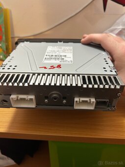 Predam autoradio z mitsubishi - 4