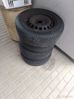 Plechove disky R15 (+ pneu zimné 195/65 r15) - 4