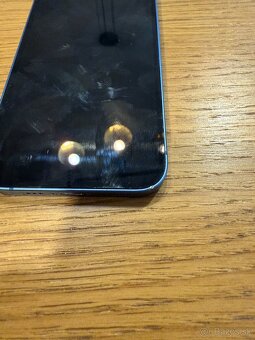 iPhone 13 - 4