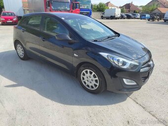 Hyundai I30, 1,4 benzin - 4