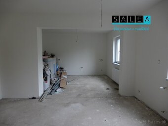 Pekný rodinný dom, 300 m2, kompletná rekonštrukcia, Hronské - 4