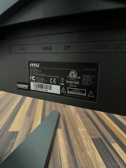 MSI Optix MAG27CQ - 4