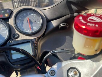 Ducati ST2 - 4