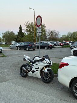 Yamaha R6 - A2 - Poškodený motor - 4
