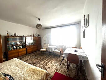 Dvojpodlažný rodinný dom vo vyhľadávanej obci Lastomír - 4