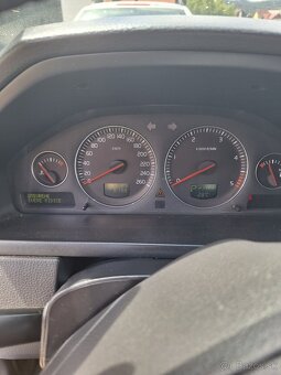 Predám Volvo xc90 - 4