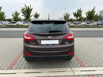 Hyundai IX35 1.7 CRDi 85kw ČR NAVI TOP VÝBAVA - 4
