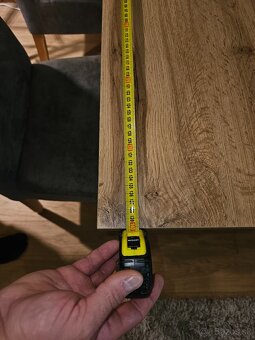 Predám veľký jedálenský stôl so stoličkami + menší stolík - 4