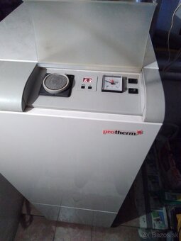 Predám liatinový plynový kotol Protherm 30KLZ so zásobníkom - 4