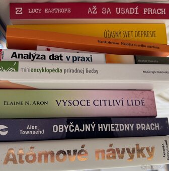 Skoro Nove knihy - 3e za kus - 4