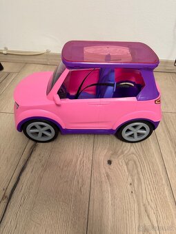 Hot Wheels a Barbie auto - 4