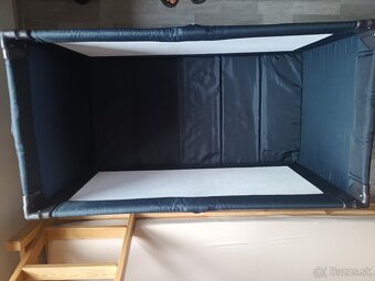 Predám prenosnú-skladateľnú detskú postieľku - 4