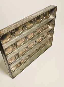 Kovová forma na čokoládové podkovy - 4