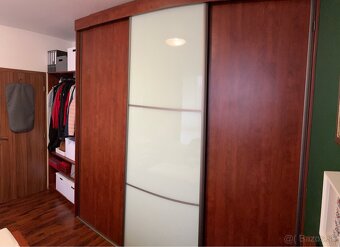 Vstavaná skriňa - 4