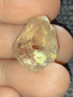 Drahokam surový topaz - 4