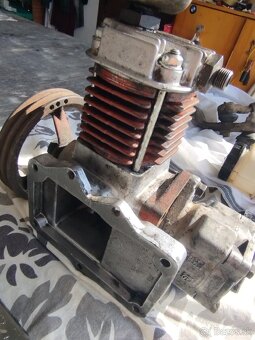 Avia A 31 komplet servo - 4
