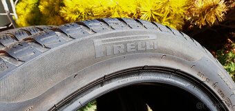PIRELLI, CELOROCNE, 215/45 R16, 86H - 4