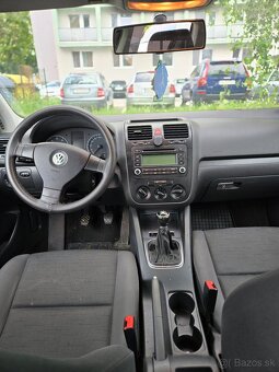 Predám VW Golf 5 1.4 BCA (55 kW), r.v. 2005 – na diely aleb - 4