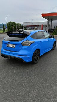 Ford Focus RS MK3 Blue and Black - 4