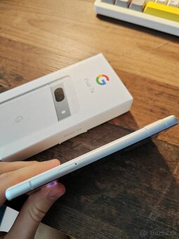 Google Pixel 7a - 4