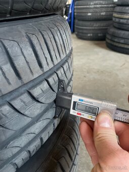 195/55 R16 pirelli - 4