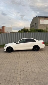 Mercedes-Benz C220 CDI Avantgarde (2013), 125 kW - 4