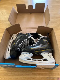 PREDAM KORČULE BAUER SUPREME M5 PRO INT - 4