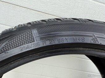 Vredestein 255/35 R21 zimné - 4